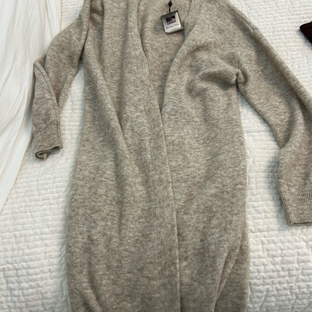 Massimo Dutti Soft Beige Knit Cardigan - Picture 2 of 3